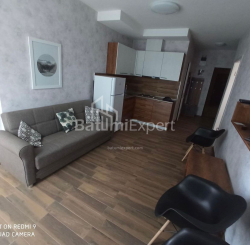 Квартира 2-комн 46 м² - Шерифа Хімшіашвілі, Батумі