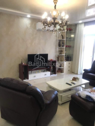 Квартира 3-комн 70 м² - Іллі Чавчавадзе, Батумі