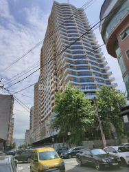 Квартира 4-комн 65 м² - Хайдара Абашидзе, Батумі