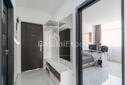 Квартира 75.6 м² - Ніко Піросмані, Батумі, Грузія
