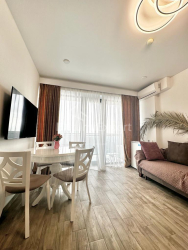Квартира 50 м² - Леха і Марії Качинських, Батумі, Грузія