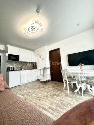 Квартира 2-комн 50 м² - Леха і Марії Качинських, Батумі