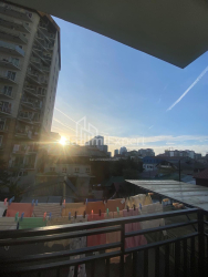 Квартира 100 м² - Еквтіме Такаішвілі, Батумі, Грузія