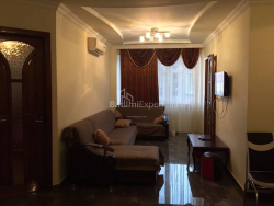 Квартира 3-комн 70 м² - Зураба Горгiладзе, Батумі