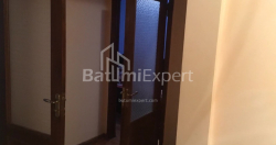 Квартира 85 м² - Зураба Горгiладзе, Батумі, Грузія