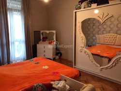 Квартира 5-комн 110 м² - Іллі Чавчавадзе, Батумі