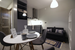 Квартира 1-комн 33 м² - Зураба Горгiладзе, Батумі
