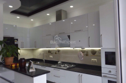 Квартира 79.6 м² - Стефана Зубалашвiлi, Батумі, Грузія