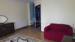 Квартира 2-комн 61 м² - Хайдара Абашидзе, Батумі