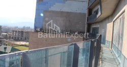 Квартира 88.35 м² - Леха і Марії Качинських, Батумі, Грузія