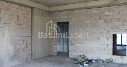 Квартира 89.15 м² - Леха і Марії Качинських, Батумі, Грузія