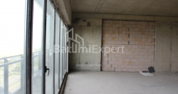 Квартира 75.75 м² - Леха і Марії Качинських, Батумі, Грузія