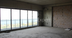 Квартира 75.75 м² - Леха і Марії Качинських, Батумі, Грузія