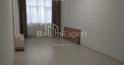 Квартира 66.8 м² - Юсуфа Кобаладзе, Батумі, Грузія