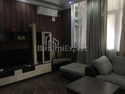 Квартира 4-комн 160 м² - Зураба Горгiладзе, Батумі