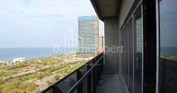Квартира 75.75 м² - Леха і Марії Качинських, Батумі, Грузія