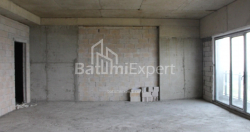Квартира 2-комн 75.8 м² - Леха і Марії Качинських, Батумі