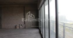 Квартира 75.75 м² - Леха і Марії Качинських, Батумі, Грузія