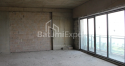 Квартира 75.75 м² - Леха і Марії Качинських, Батумі, Грузія