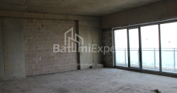 Квартира 75.75 м² - Леха і Марії Качинських, Батумі, Грузія