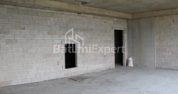 Квартира 75.75 м² - Леха і Марії Качинських, Батумі, Грузія
