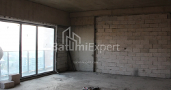 Квартира 89.15 м² - Леха і Марії Качинських, Батумі, Грузія