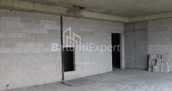 Квартира 75.75 м² - Леха і Марії Качинських, Батумі, Грузія