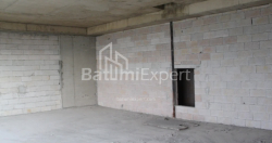 Квартира 75.75 м² - Леха і Марії Качинських, Батумі, Грузія