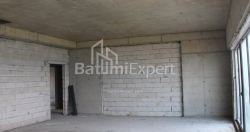 Квартира 75.75 м² - Леха і Марії Качинських, Батумі, Грузія