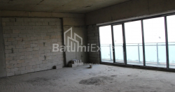 Квартира 75.75 м² - Леха і Марії Качинських, Батумі, Грузія