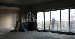 Квартира 2-комн 89.4 м² - Леха і Марії Качинських, Батумі