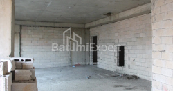Квартира 89.38 м² - Леха і Марії Качинських, Батумі, Грузія